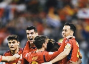 开云体育APP下载-西班牙队险胜对手，赢得观众喝彩