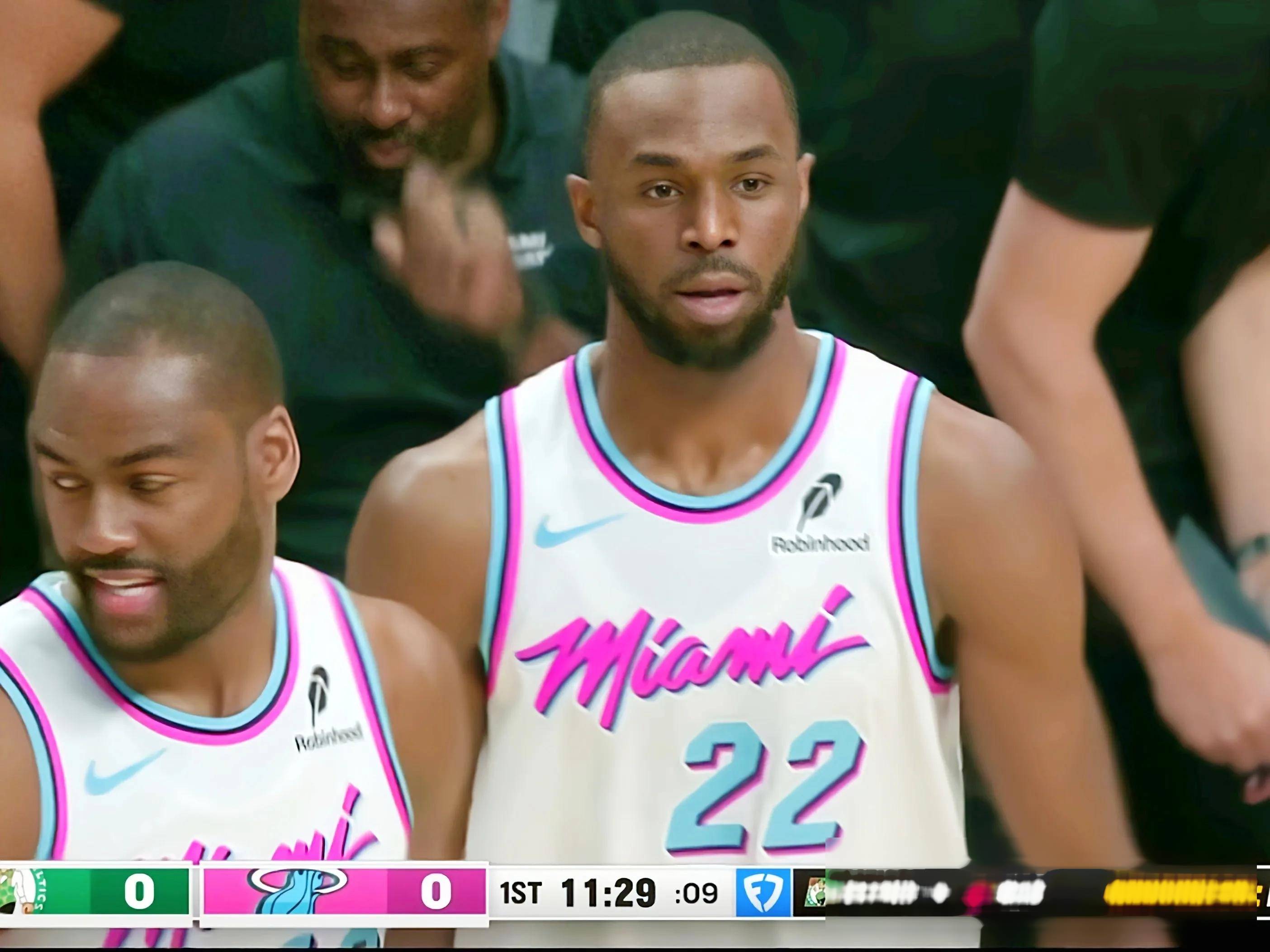 凯尔特人爆冷波兰男篮，阿德巴约统治全场的简单介绍