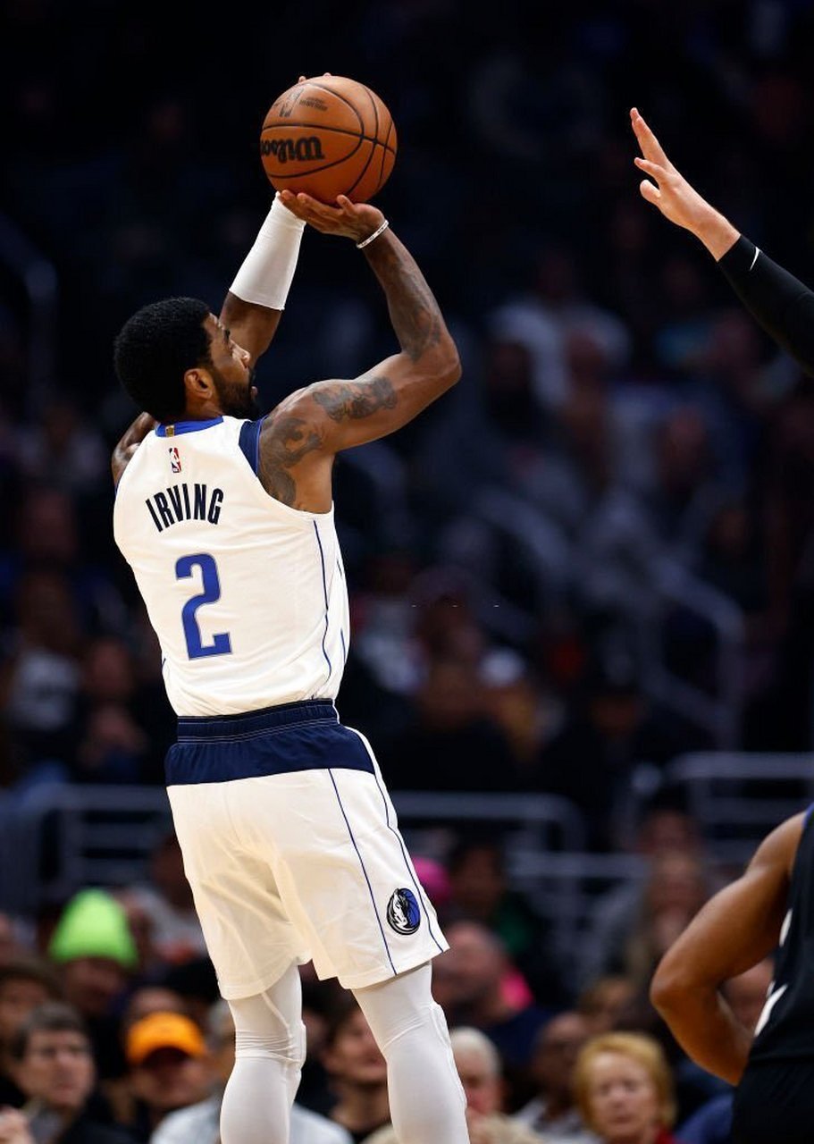 关于独行侠绝杀加拿大男篮，欧文制霸全场的信息