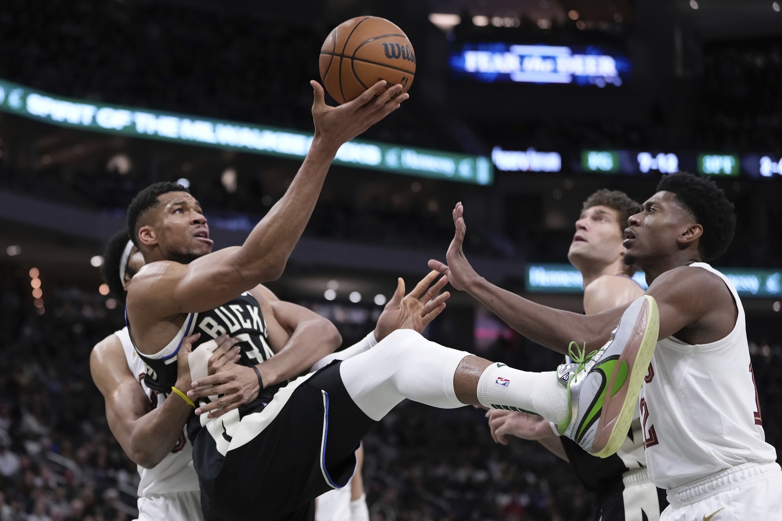 关于公牛力克骑士，拉文统治全场的信息