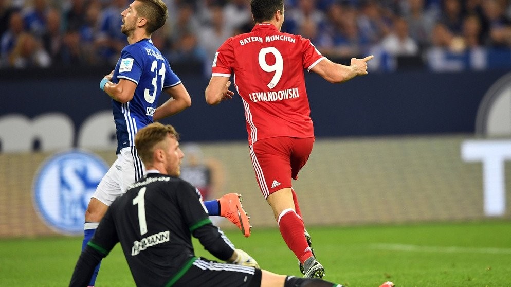 沙尔克客场遭遇失利，排名下滑的简单介绍