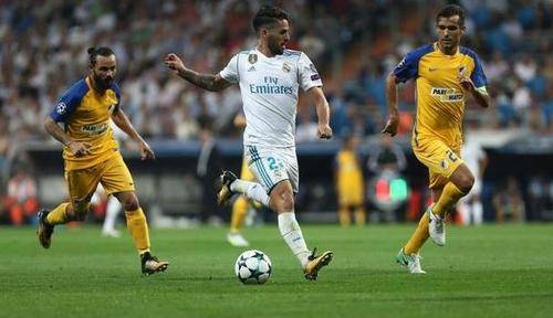 埃克塞特城客场战胜弗利特伍德，高举胜利大旗登顶的简单介绍