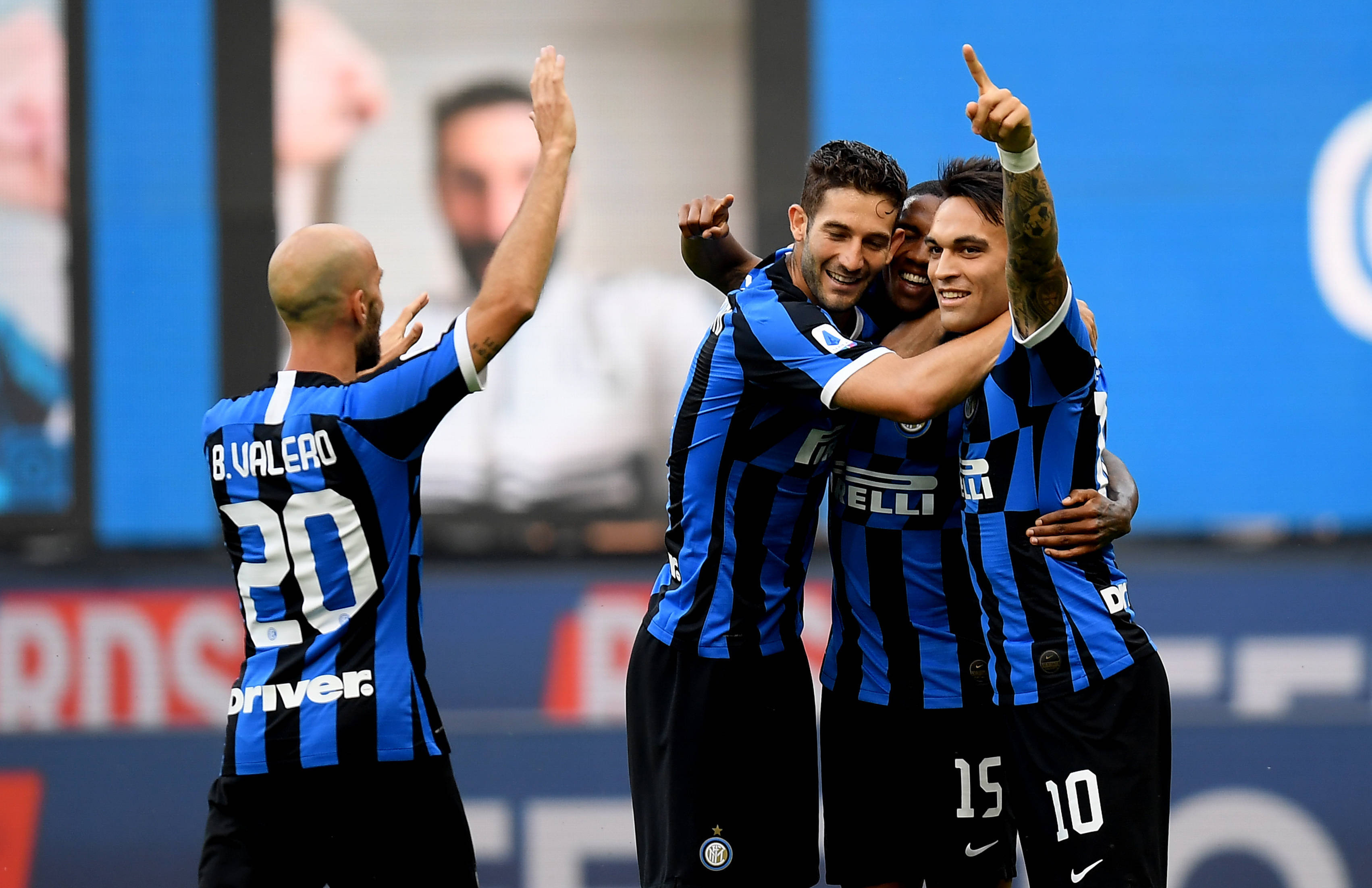 斯图加特球员训练努力，迎接下场比赛的简单介绍