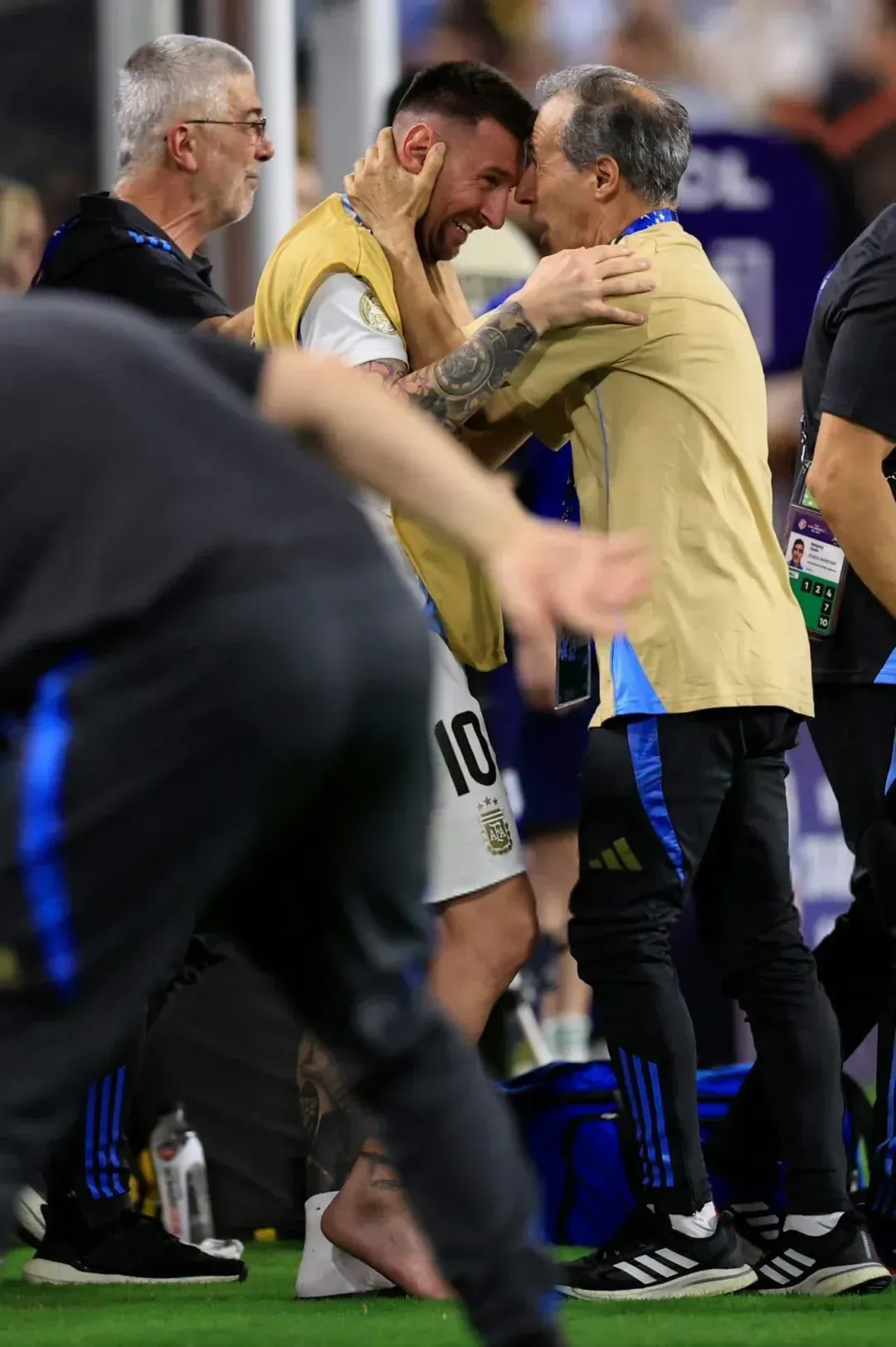 关于哥伦比亚力克德国，迪马利亚带队取胜的信息