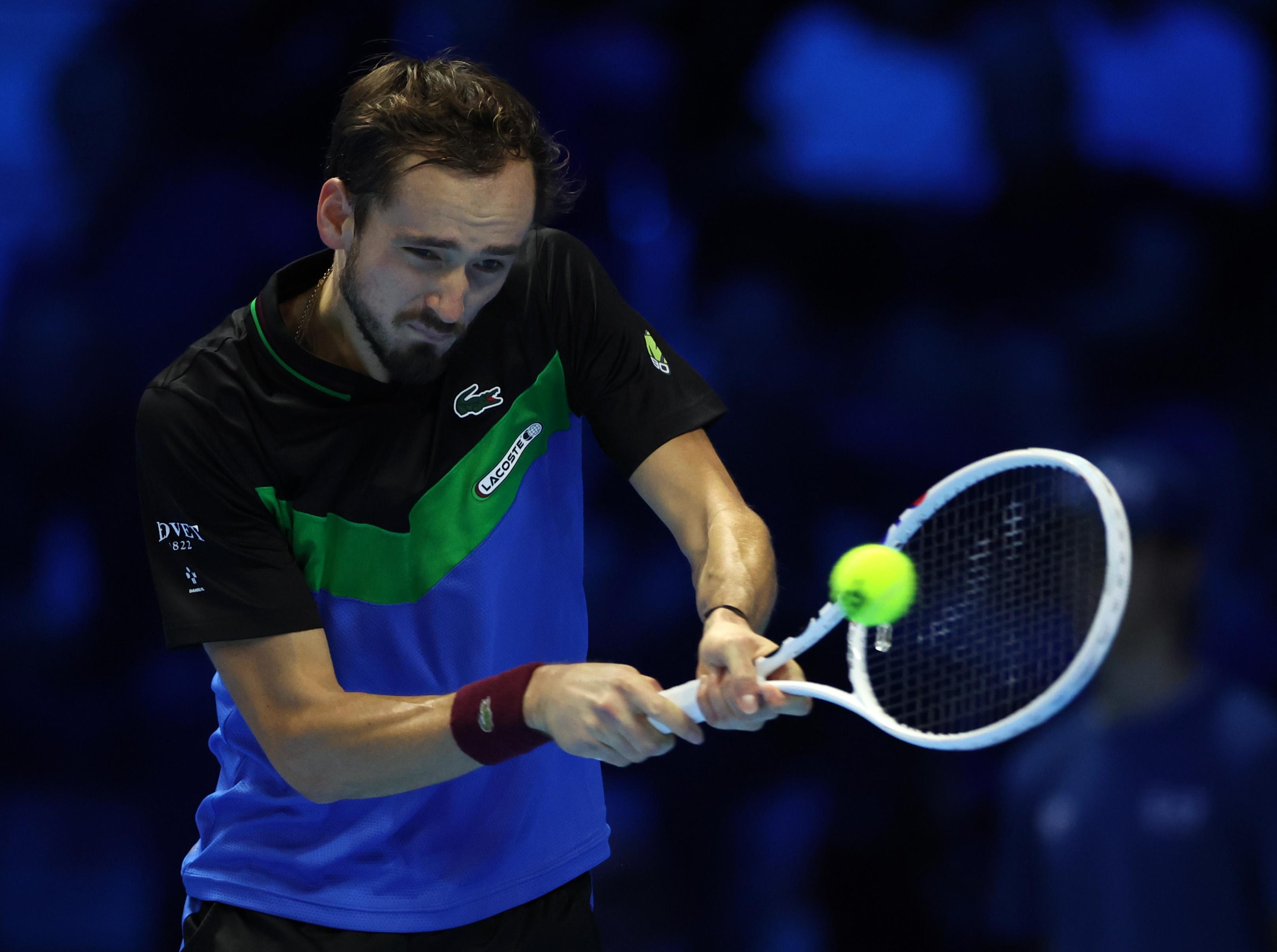 世界网球队横扫欧洲网球队，梅德韦杰夫关键制胜的简单介绍