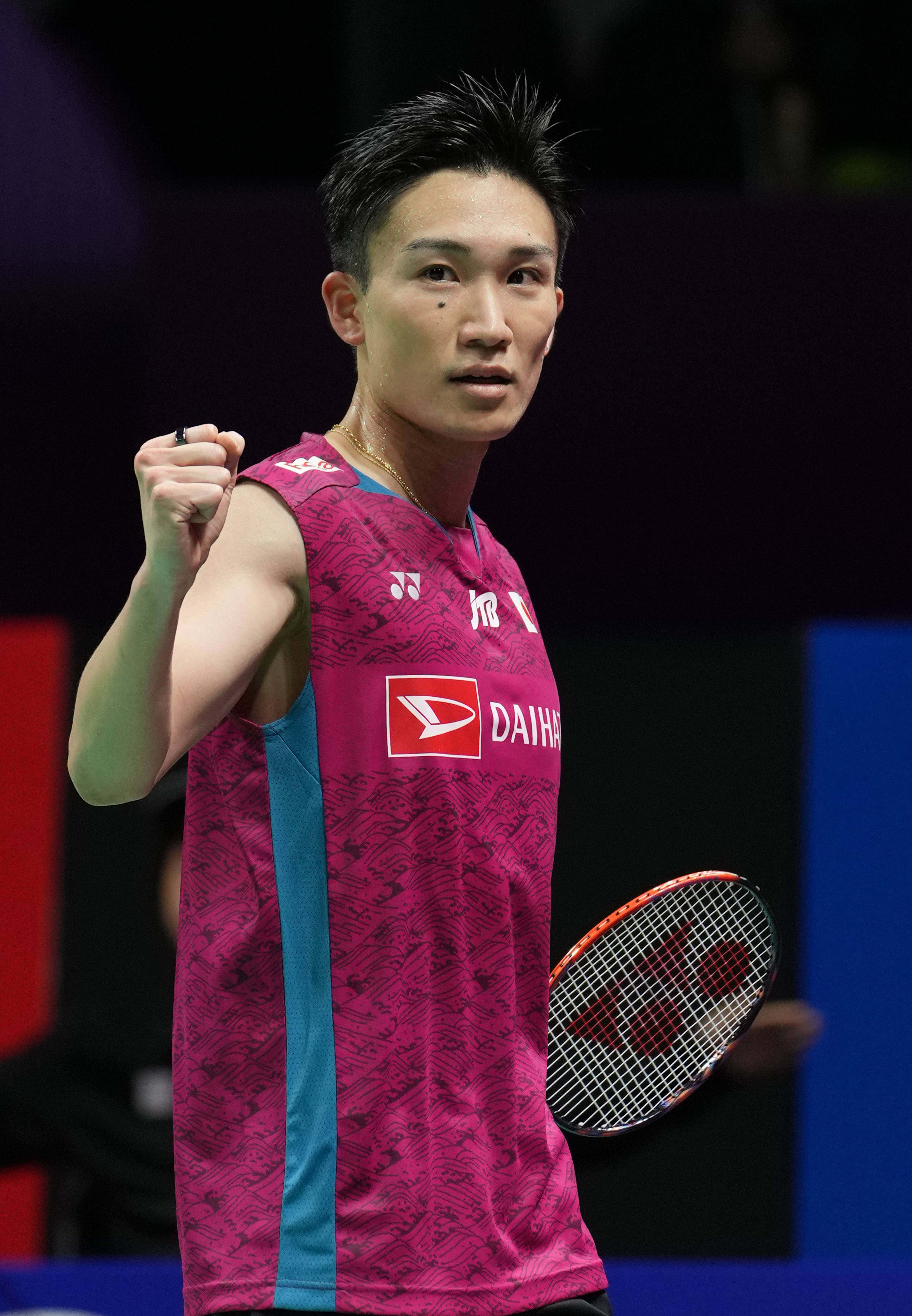 关于日本羽毛球队完胜英格兰羽毛球队，桃田贤斗统治全场的信息