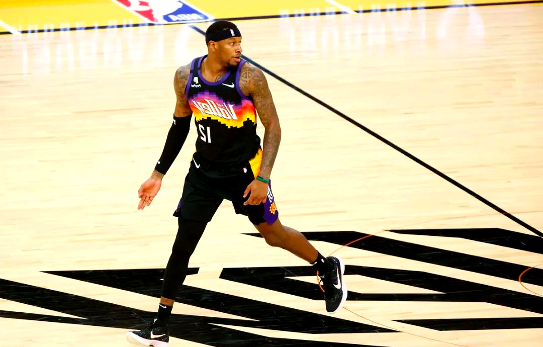 雄鹿绝地反击热火B队，特雷杨统治全场的简单介绍