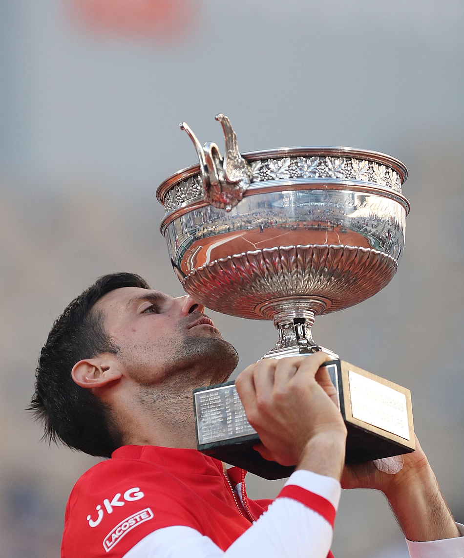 法国网球队翻盘德国网球队,西西帕斯统治全场 法国网球队翻盘德国网球队,西西帕斯统治全场