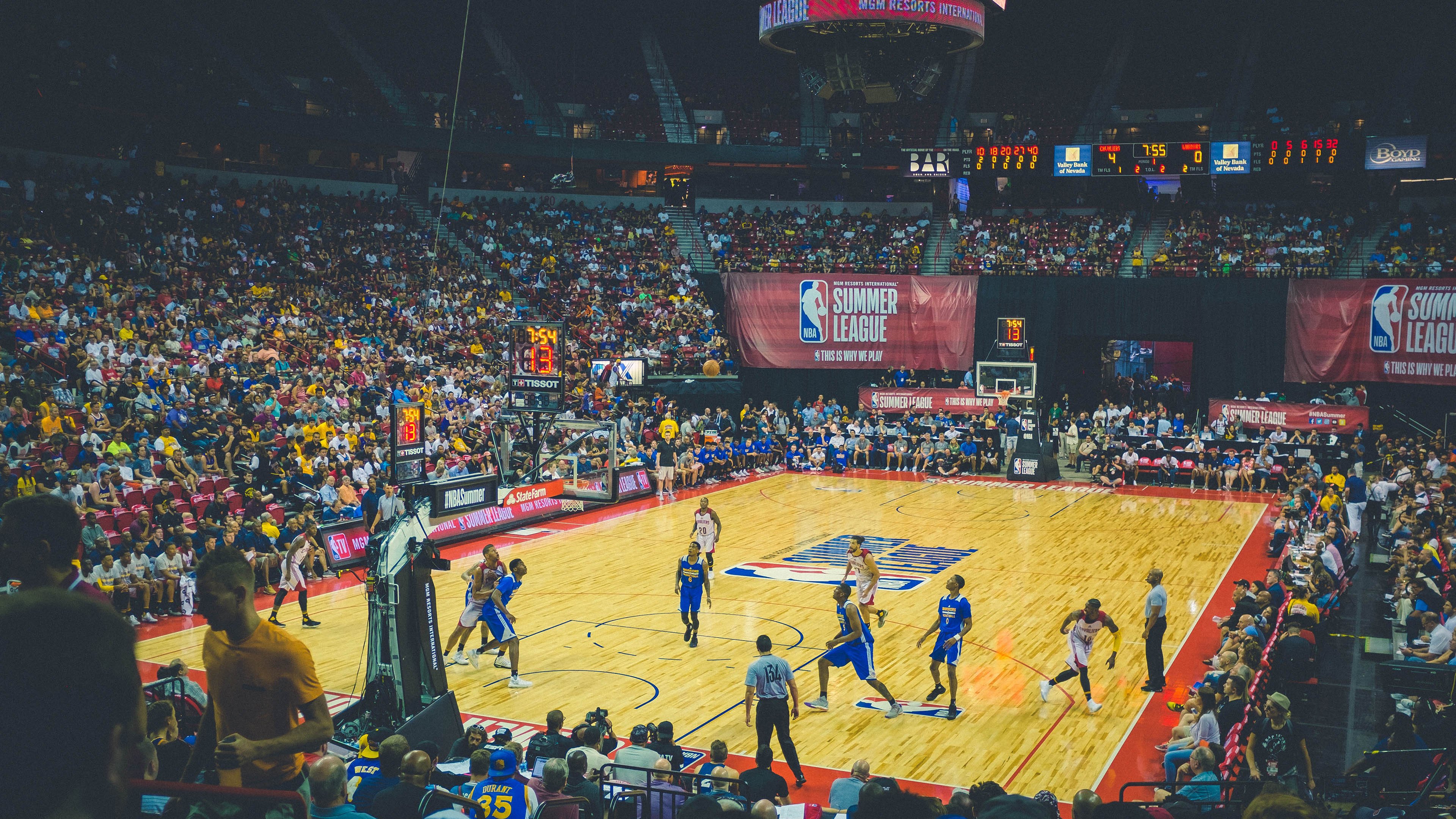 福克斯全场最佳无争议,快船决胜局带走掘金,一场定义季后赛强度的经典对决