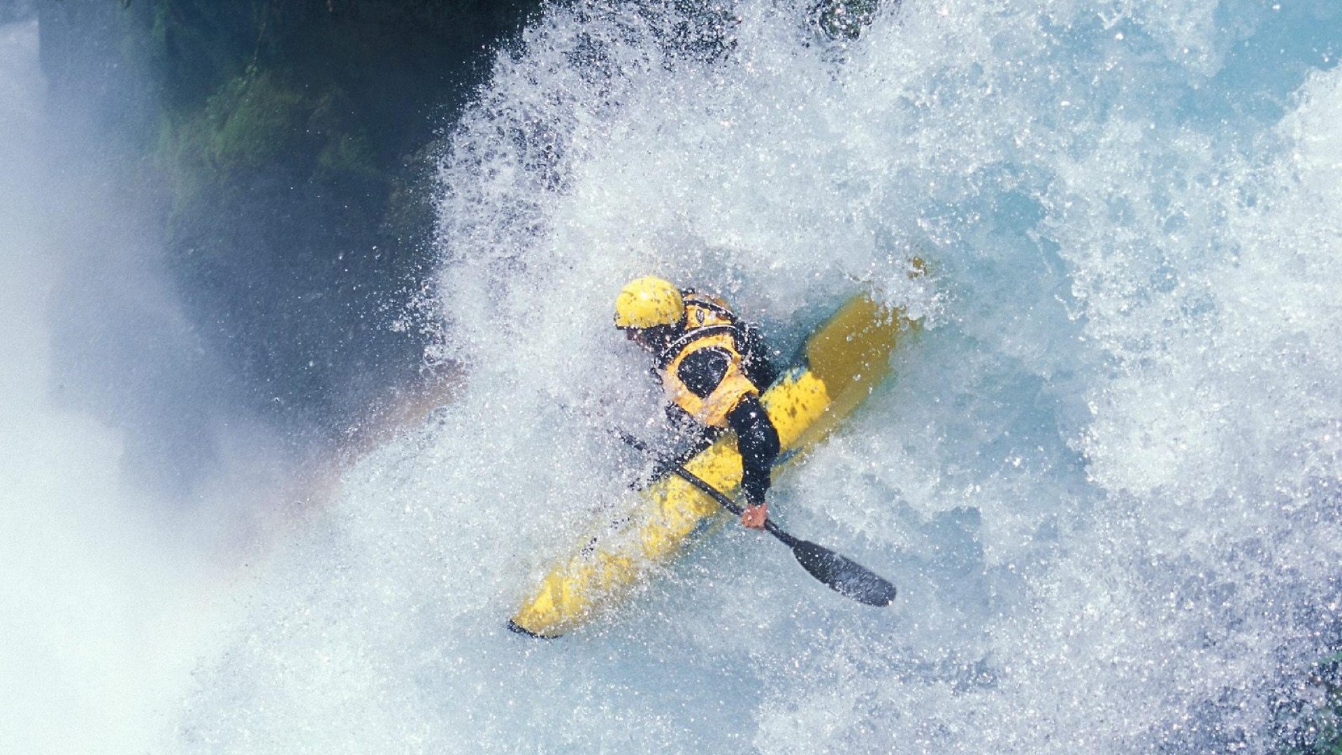 范弗利特关键先生本色尽显，上海队攻防一体完胜山西