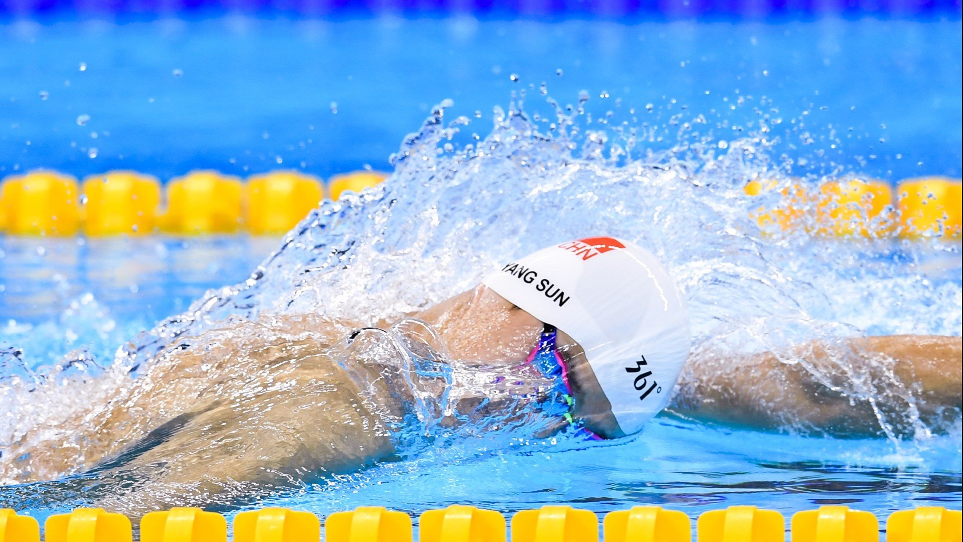 双线奏凯，波兰足球轻取葡萄牙，梁靖崑领军乒乓再传捷报